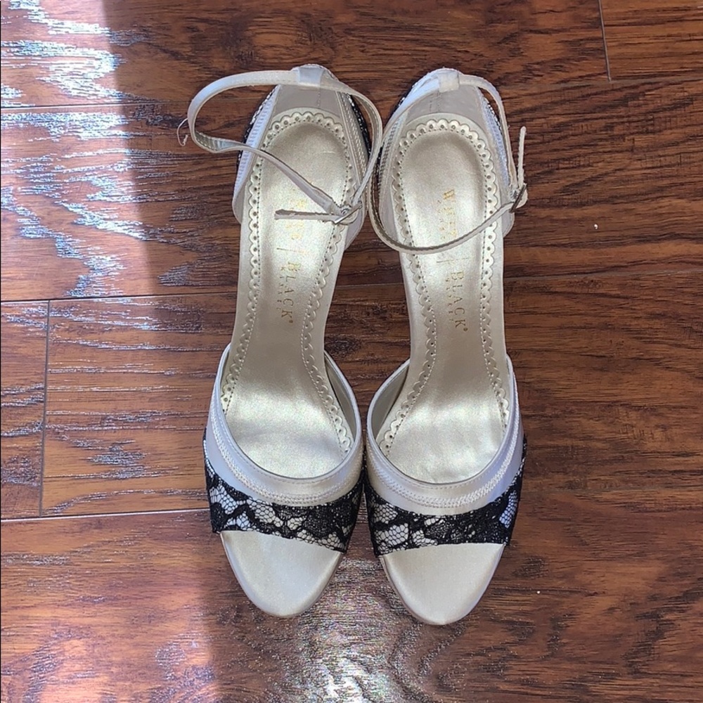 WHBM NWOT Pearl & Lace Heels